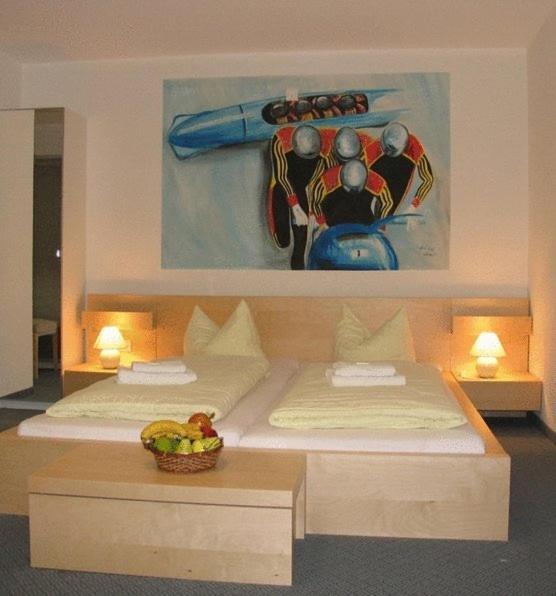 Hotel & Gasthaus Sterngrund Zella-Mehlis Habitación foto